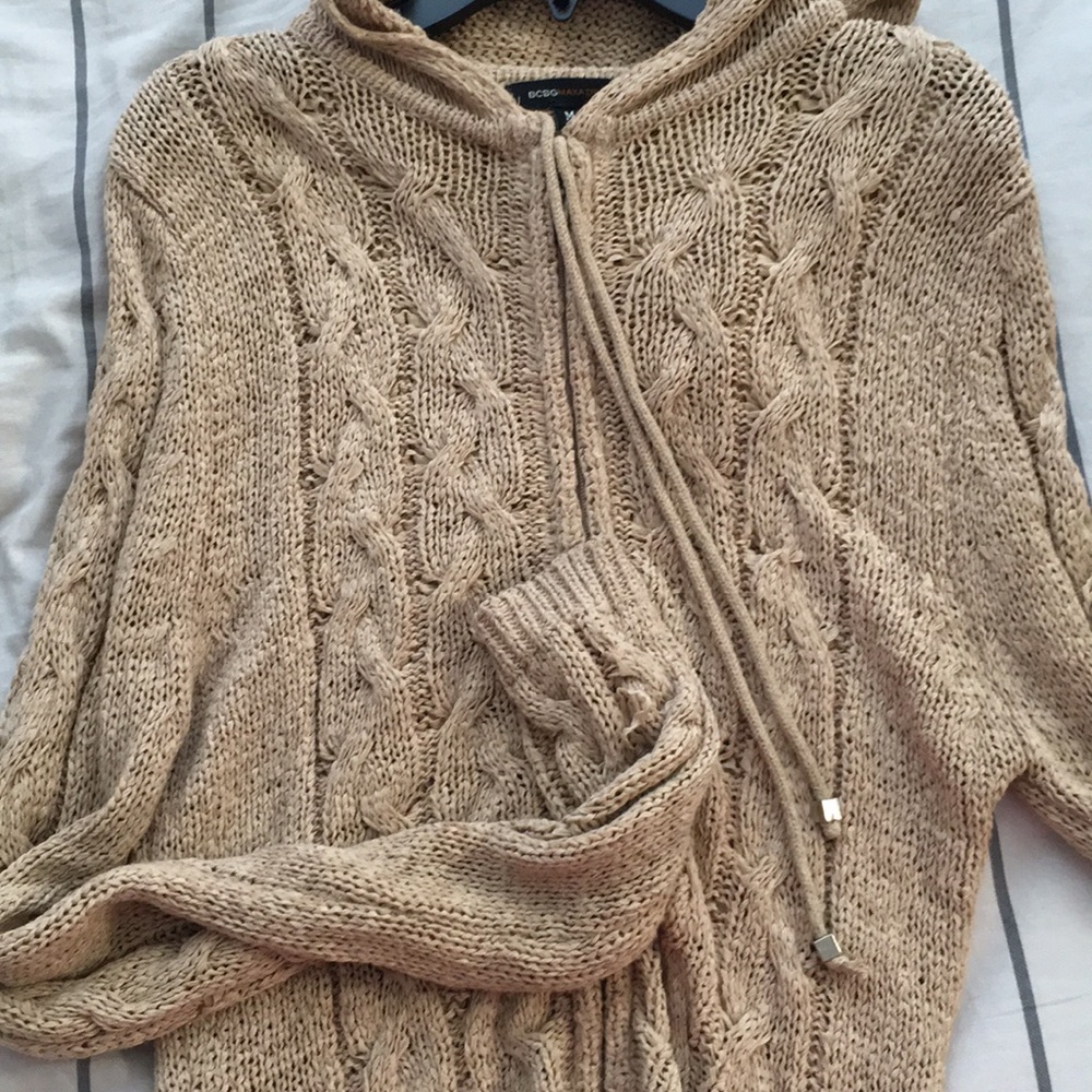 BCBG knit hoodie